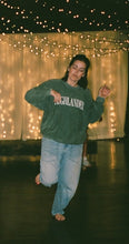 Load image into Gallery viewer, Highlander Chicka-d Pullover Green
